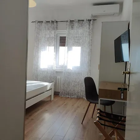 Cattinara Bed & Breakfast Triëst