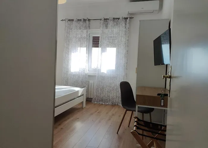 Cattinara Oda ve Kahvaltı Trieste